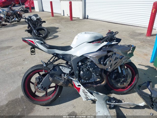 2025 Kawasaki Zx636 K მანქანა იყიდება აუქციონზე, vin: JKBZXJJ13SA026059, აუქციონის ნომერი: 44174100