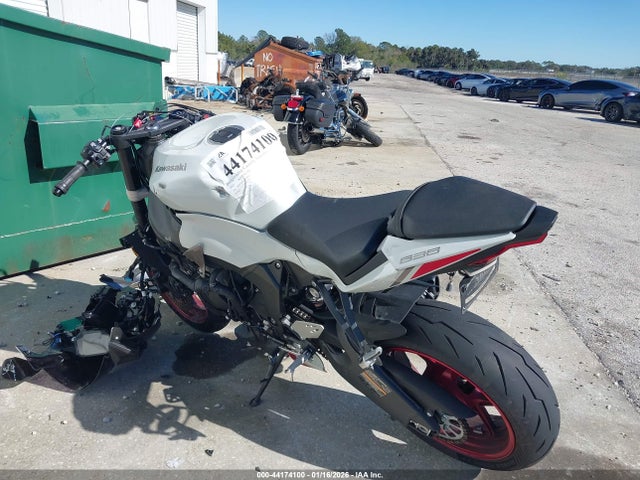 2025 Kawasaki Zx636 K მანქანა იყიდება აუქციონზე, vin: JKBZXJJ13SA026059, აუქციონის ნომერი: 44174100