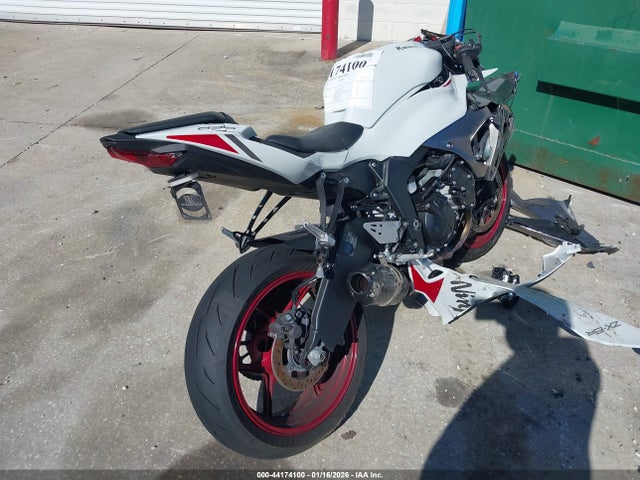 2025 Kawasaki Zx636 K მანქანა იყიდება აუქციონზე, vin: JKBZXJJ13SA026059, აუქციონის ნომერი: 44174100
