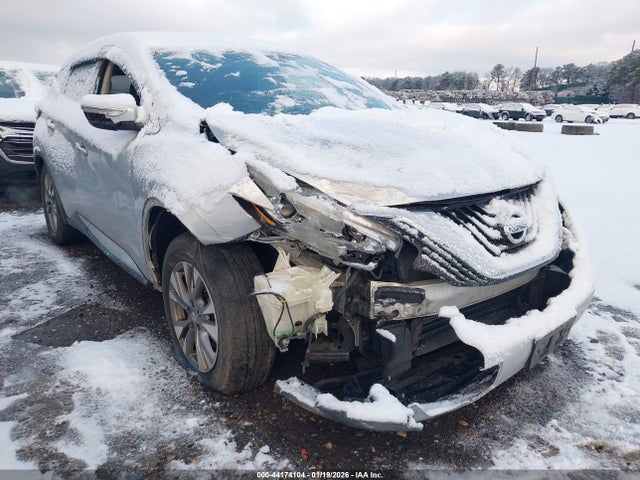 44174104 :رقم المزاد ، 5N1AZ2MH8FN216918 vin ، 2015 Nissan Murano S مزاد بيع