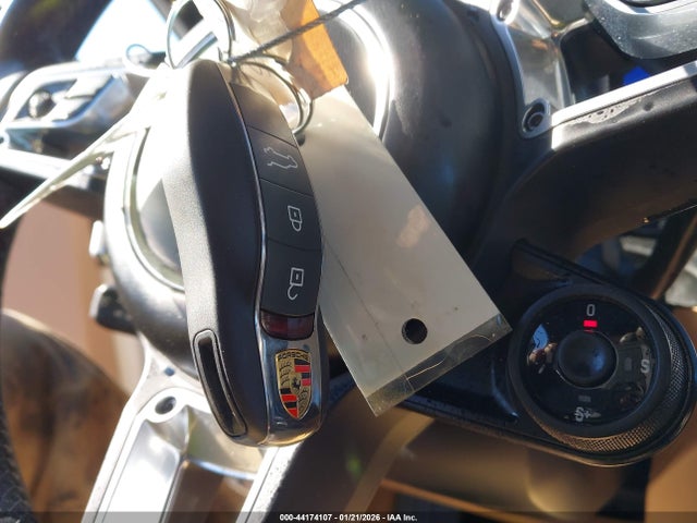 44174107 :رقم المزاد ، WP1AG2A54MLB50055 vin ، 2021 Porsche Macan Gts مزاد بيع
