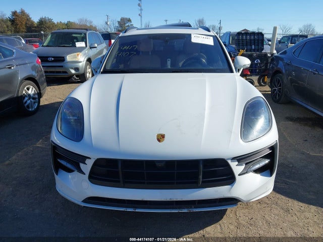 44174107 :رقم المزاد ، WP1AG2A54MLB50055 vin ، 2021 Porsche Macan Gts مزاد بيع