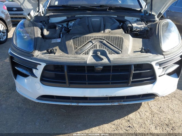 44174107 :رقم المزاد ، WP1AG2A54MLB50055 vin ، 2021 Porsche Macan Gts مزاد بيع