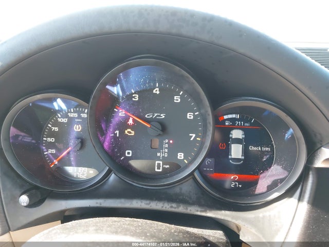 44174107 :رقم المزاد ، WP1AG2A54MLB50055 vin ، 2021 Porsche Macan Gts مزاد بيع