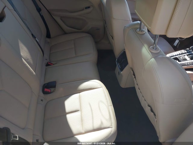 44174107 :رقم المزاد ، WP1AG2A54MLB50055 vin ، 2021 Porsche Macan Gts مزاد بيع