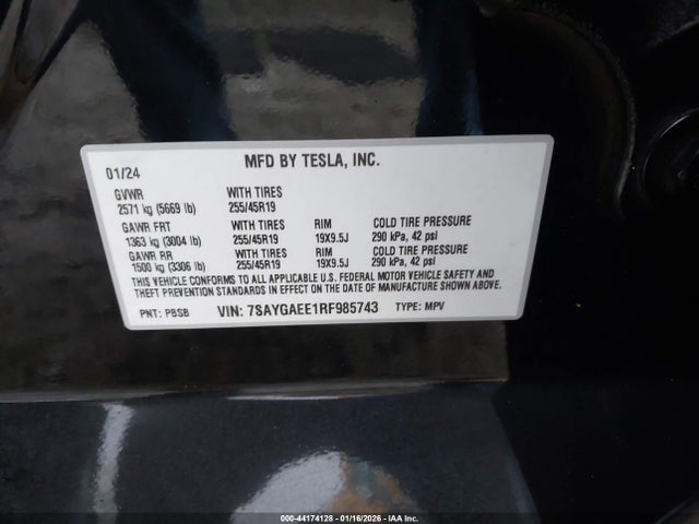7SAYGAEE1RF985743 Tesla Model Y Long Range Dual Motor All-wheel Drive