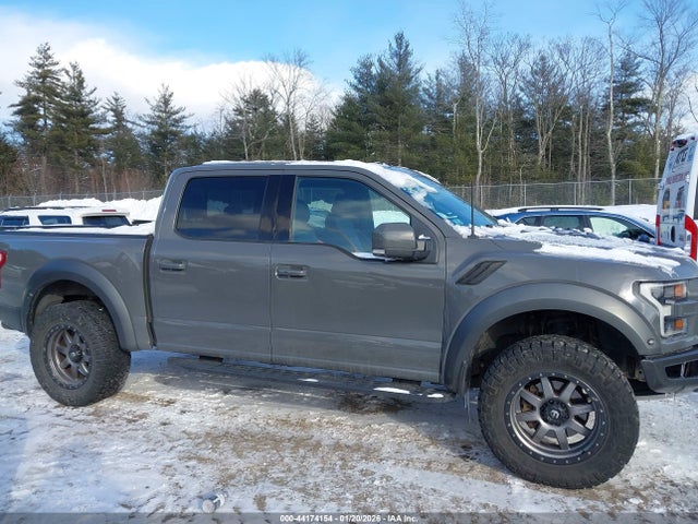 1FTFW1RG4JFC37135 Ford F-150 Raptor