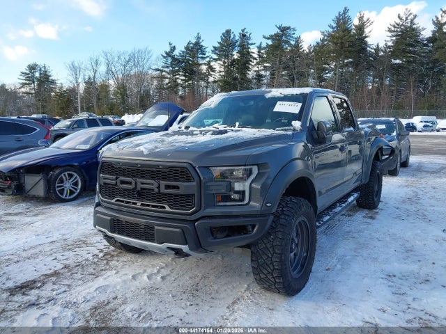 1FTFW1RG4JFC37135 Ford F-150 Raptor