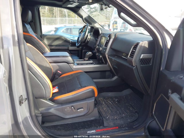 1FTFW1RG4JFC37135 Ford F-150 Raptor