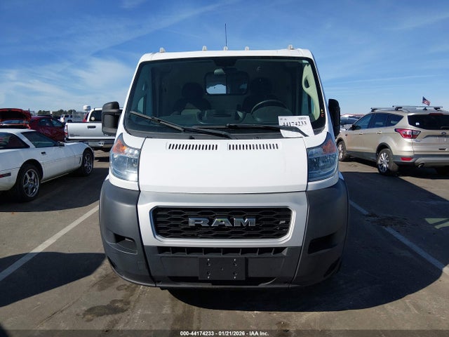 44174233 :رقم المزاد ، 3C6TRVAG1KE505915 vin ، 2019 Ram Promaster 1500 Low Roof 136 Wb مزاد بيع