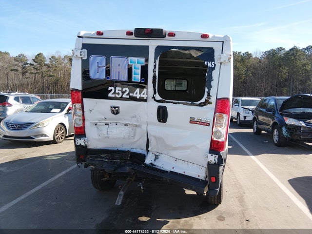 44174233 :رقم المزاد ، 3C6TRVAG1KE505915 vin ، 2019 Ram Promaster 1500 Low Roof 136 Wb مزاد بيع