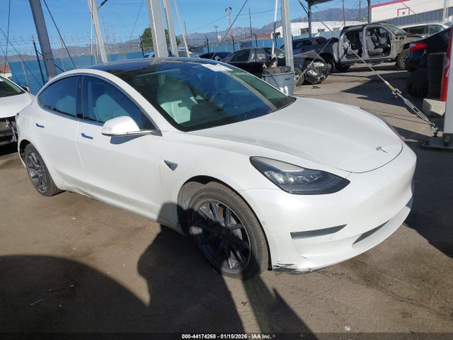 2019 TESLA MODEL 3 5YJ3E1EA9KF509210 Photo 0