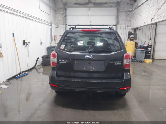 Subaru Forester 2.5i Premium 2015 JF2SJADC4FH583135 Image 17