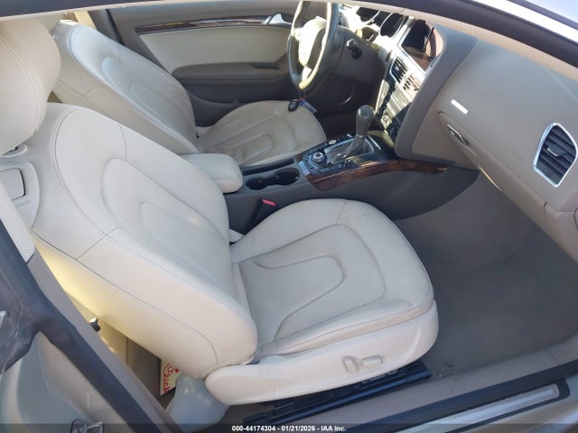 2011 AUDI A5 WAUVFAFR4BA038275 Photo 4