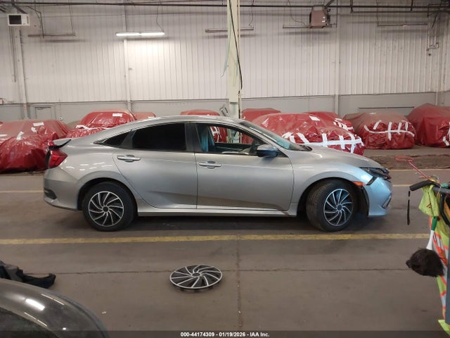 Honda Civic Lx 2019 2HGFC2F63KH546719 Image 14
