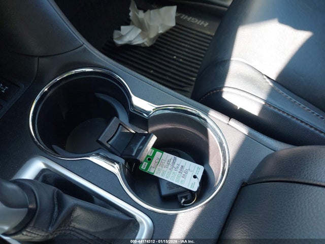 5TDJZRFH5HS463661 Toyota Highlander Xle