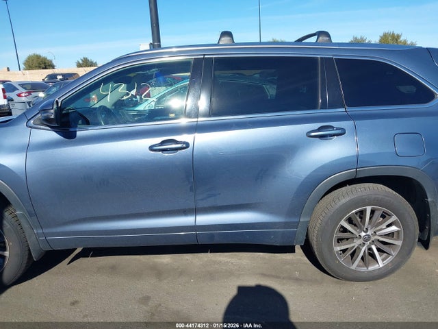 5TDJZRFH5HS463661 Toyota Highlander Xle