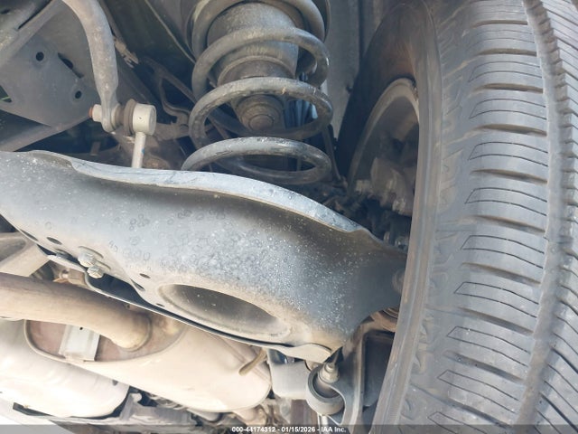 5TDJZRFH5HS463661 Toyota Highlander Xle