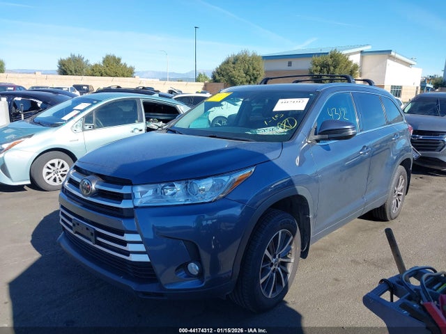 5TDJZRFH5HS463661 Toyota Highlander Xle