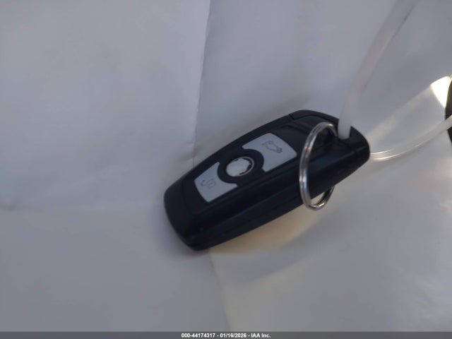 WBA3C1C57EK105757 BMW 328I