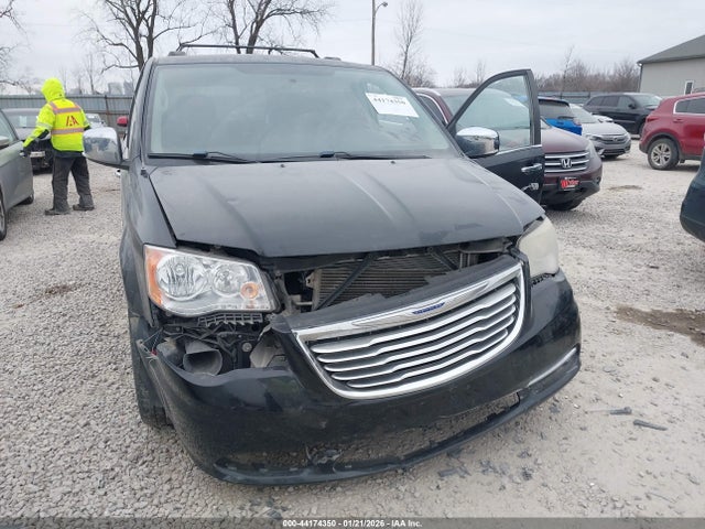 44174350 :رقم المزاد ، 2C4RC1CG1ER332605 vin ، 2014 Chrysler Town & Country Touring-l مزاد بيع