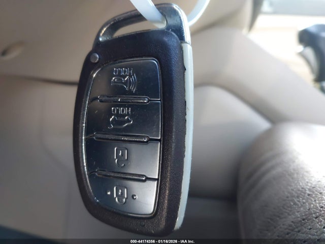 2018 HYUNDAI TUCSON KM8J33A23JU763519 Photo 10