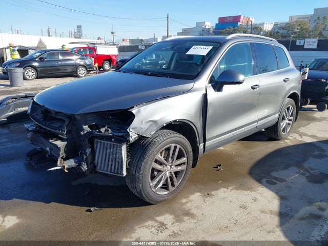 WVGEP9BP8GD001962 Volkswagen Touareg Tdi Lux