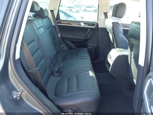 WVGEP9BP8GD001962 Volkswagen Touareg Tdi Lux