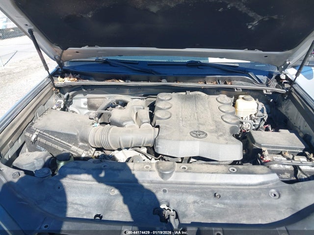 JTEBU5JR2G5309582 Toyota 4runner Trail