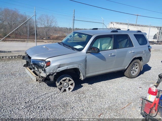 JTEBU5JR2G5309582 Toyota 4runner Trail