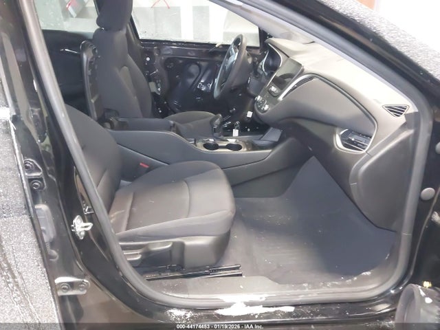 1G1ZB5ST4PF116050 Chevrolet Malibu Fwd Ls