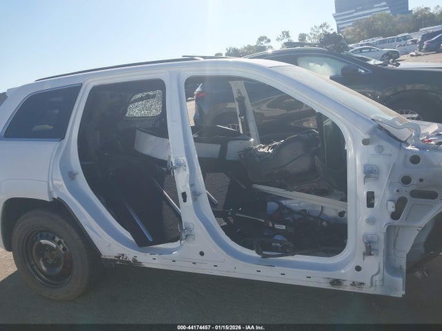 Jeep Grand Cherokee Srt 2014 1C4RJFDJ3EC342672 Image 12