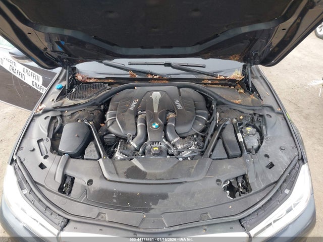 2016 BMW 750I WBA7F2C53GG421094 Photo 9