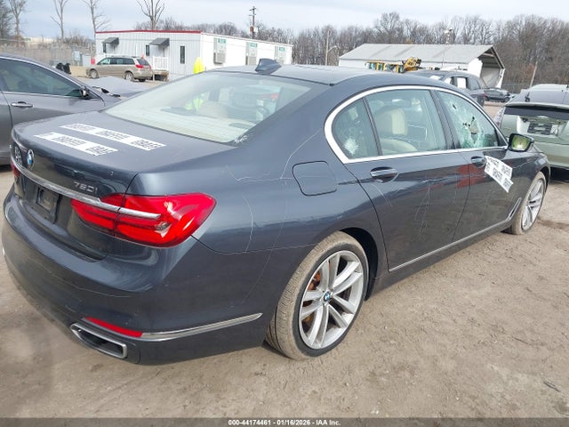 2016 BMW 750I WBA7F2C53GG421094 Photo 3