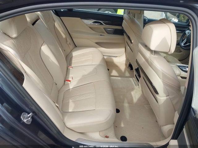 2016 BMW 750I WBA7F2C53GG421094 Photo 7