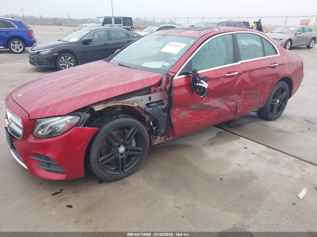 WDDZF4JB2HA152287 Mercedes-Benz E 300