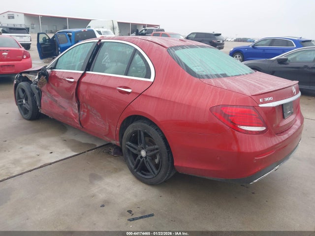 WDDZF4JB2HA152287 Mercedes-Benz E 300