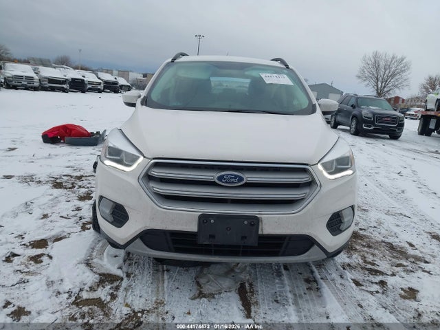 1FMCU9GD4HUB57805 Ford ESCAPE SE