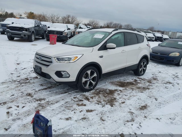 1FMCU9GD4HUB57805 Ford ESCAPE SE