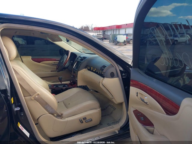 2007 LEXUS LS 460 JTHGL46FX75003248 Photo 4