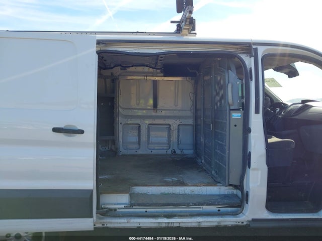 1FTYR1YG1GKA12527 Ford Transit-250