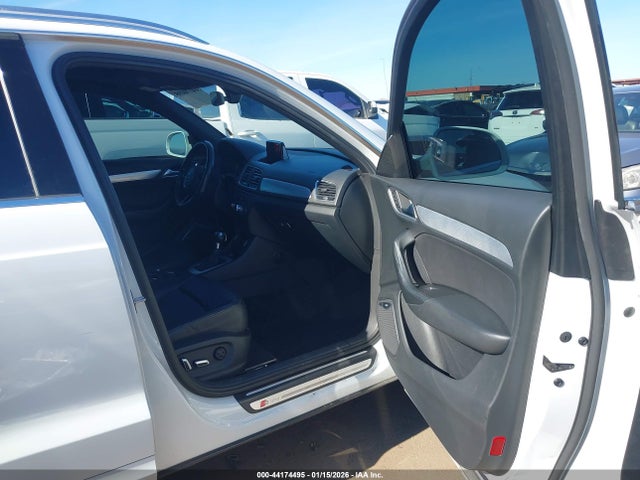 2018 AUDI Q3 WA1JCCFS6JR032593 Photo 4