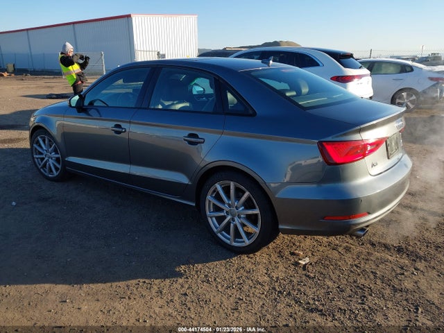 2016 AUDI A3 WAUB8GFF9G1026409 Photo 2