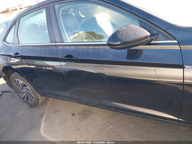 3VWE57BU3MM098067 Volkswagen Jetta 1.4t Sel