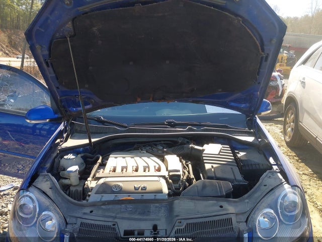 2008 VOLKSWAGEN R32 WVWKC71K18W052965 Photo 9