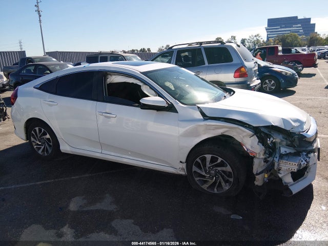 Honda CIVIC EX 2018 2HGFC2F79JH566187 Image 13