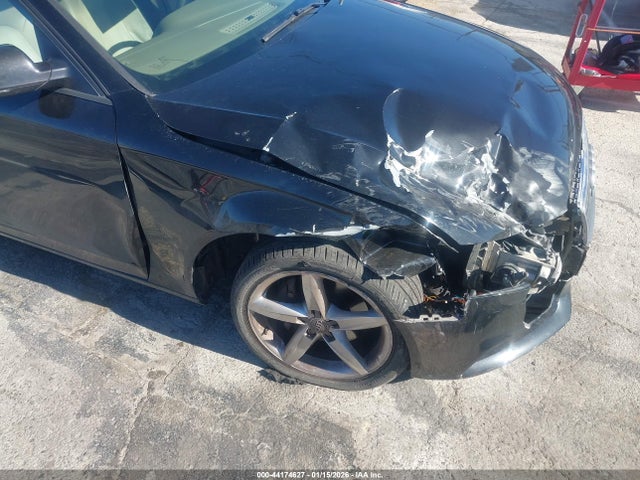 2012 Audi A4 2.0t Premium მანქანა იყიდება აუქციონზე, vin: WAUAFAFL1CN013886, აუქციონის ნომერი: 44174627