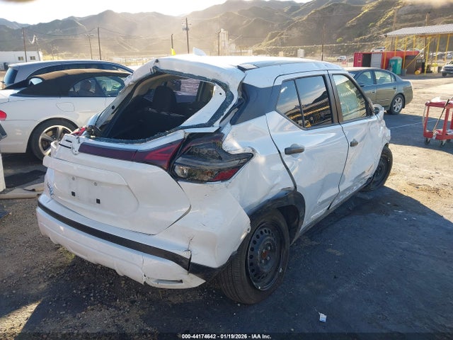 Nissan Kicks S Xtronic Cvt 2024 3N1CP5BV4RL594710 Image 4