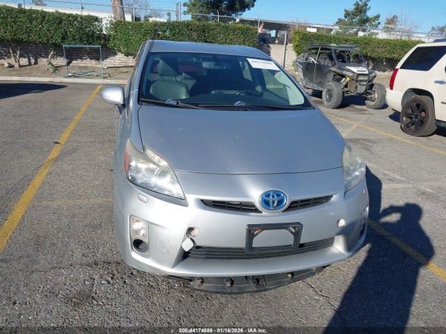 44174686 :رقم المزاد ، JTDKN3DU7B5315294 vin ، 2011 Toyota Prius V مزاد بيع