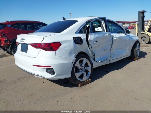 2022 AUDI A3 WAUAUDGY9NA104626 Photo 3
